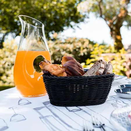 Vinte-quinta Da Boavista * פונטה דה לימה