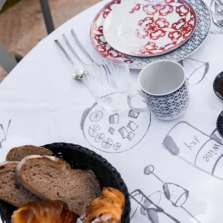 Vinte-quinta Da Boavista * פונטה דה לימה